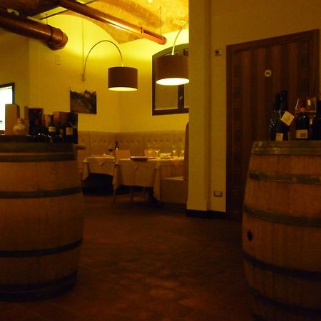 Hotel La Fornace San Vicenzo di Galliera Ngoại thất bức ảnh